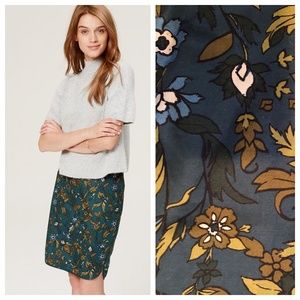 LOFT Curvy Fit Fall Floral Shirttail Skirt